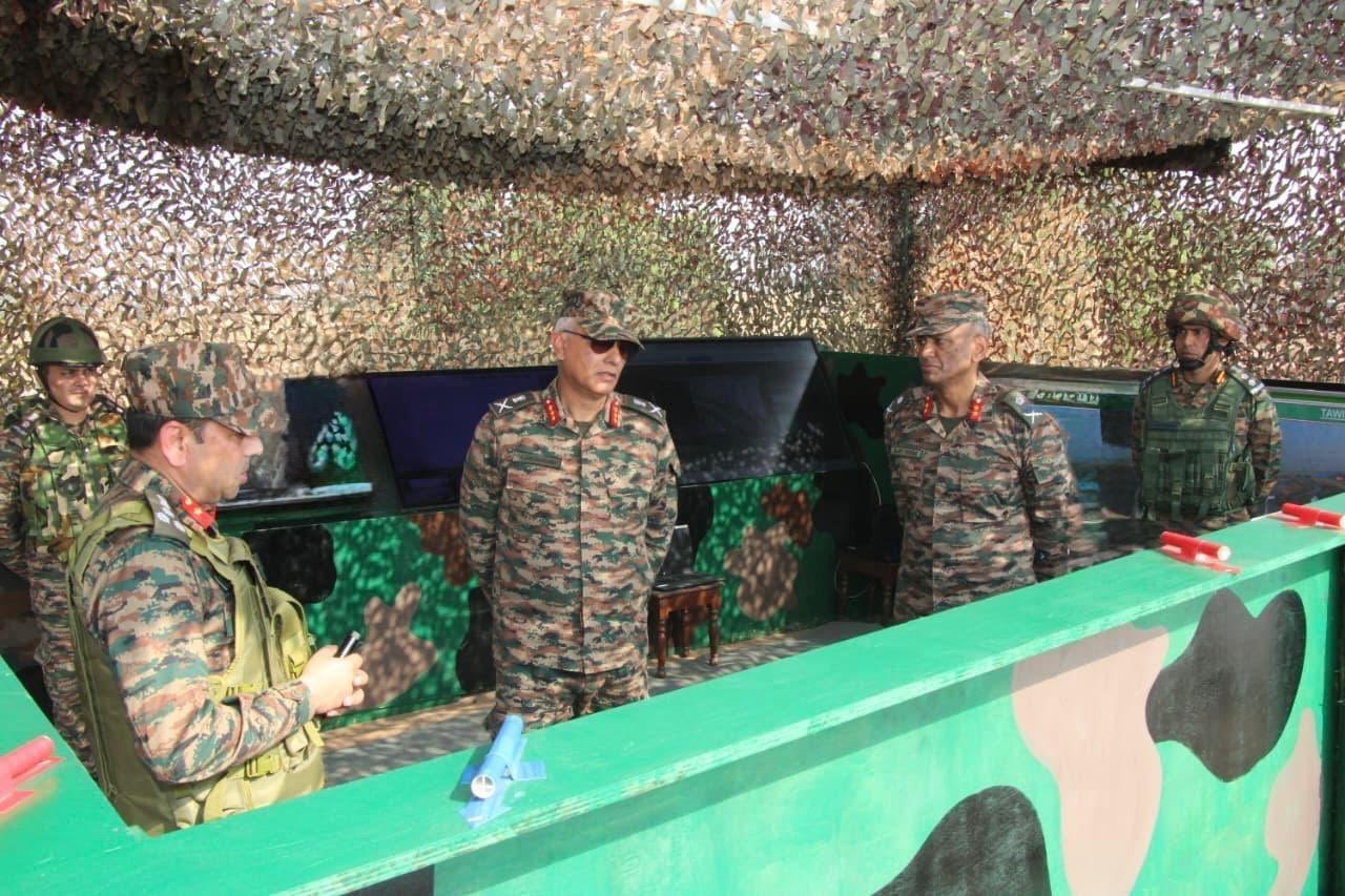 Indian Army’s Rising Star Corps Reviews Operational Preparedness of Tiger Division